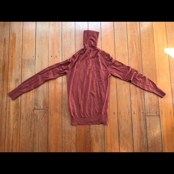 Turtle-Neck Knit Sweater - Pure Wool - Picture 7 of 8